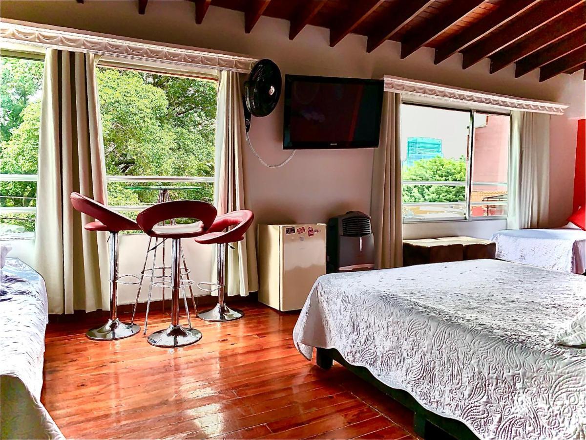 Hotel Lleras Premium #1 Medellín Zewnętrze zdjęcie